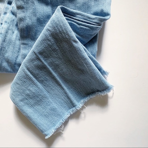 Hollister• midrise distressed straight leg raw hem - Picture 6 of 8